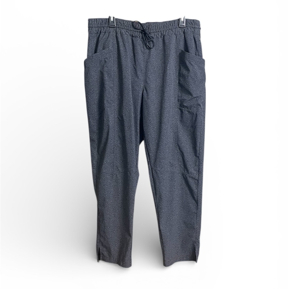 Women’s L.L.Bean rugged print track pants